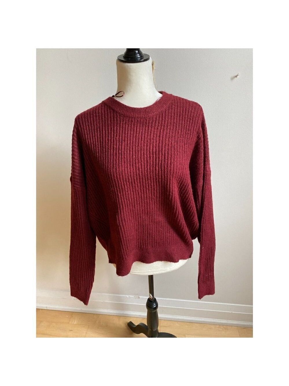 ELODIE Bnwot Burgundy Ribbed Crew Neck Sweater Women New